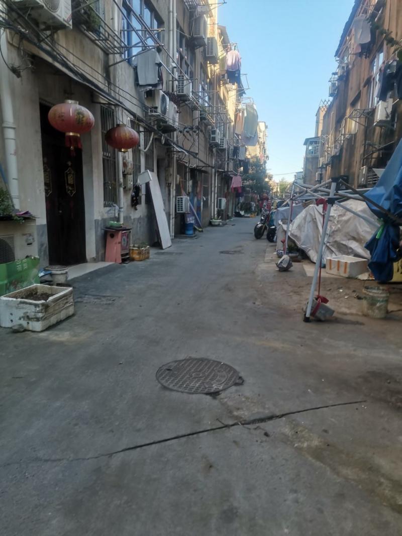 成元路 老三造型，后面一条巷子